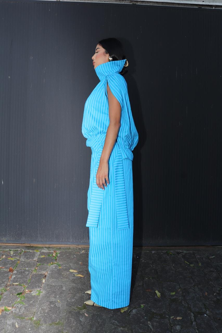 CALÇA WIDE LEG COM BOTÕS VINTAGE AZUL TURQUEZA