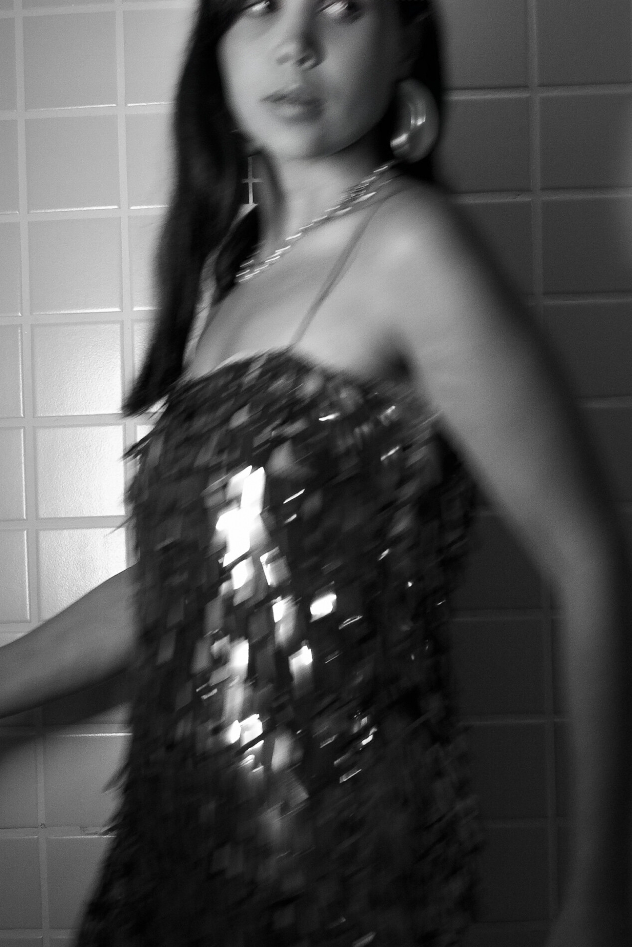 LILAC VERTEX — VESTIDO LONGO EM LANTEJOULA PALITO LILÁS